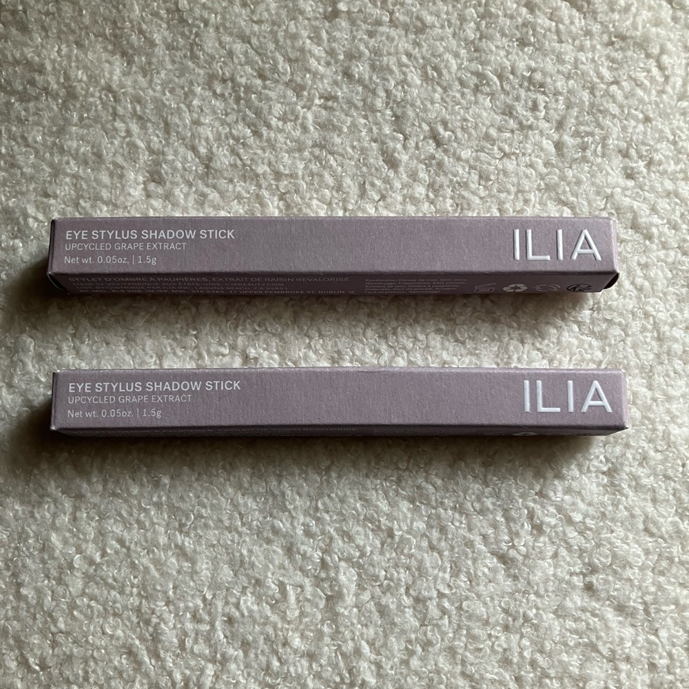 ILIA Eye Stylus Shadow Stick - Lavender Hue 2 Different Colors